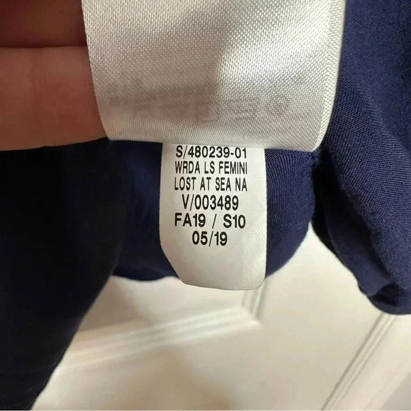 Old Navy Blouse Semi-sheer Buttons Blue Size  Large - Picture 11 of 16